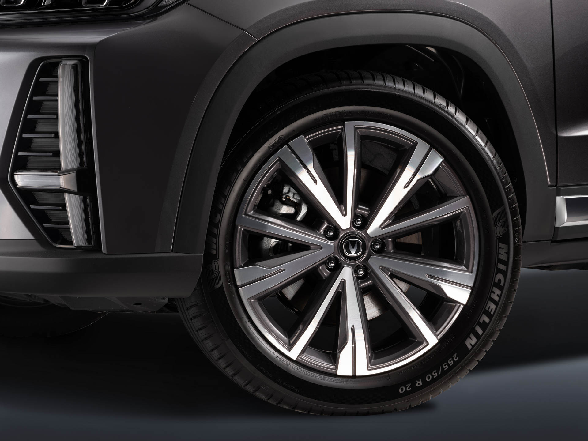 Changan CS95